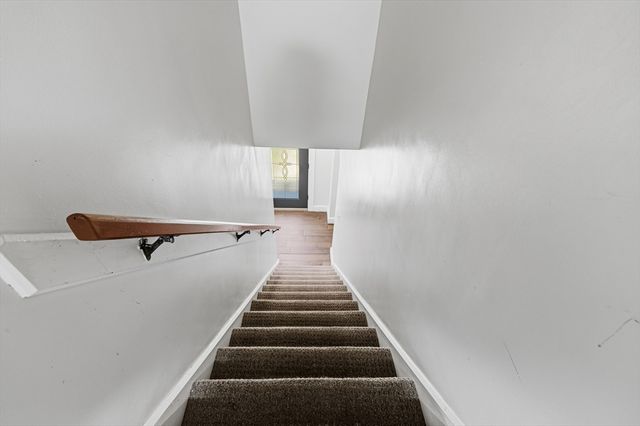 322 Harwich St, New Bedford, MA 02745