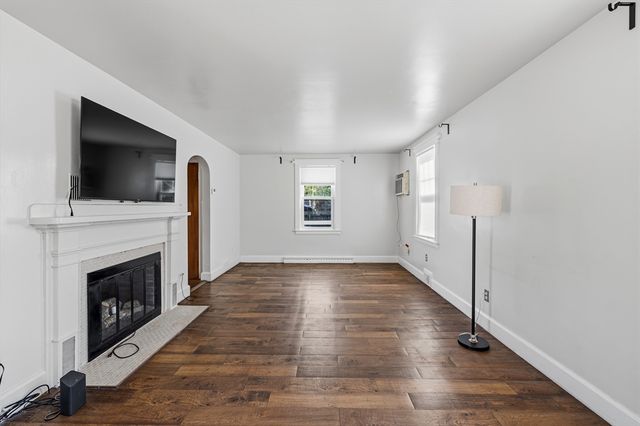 322 Harwich St, New Bedford, MA 02745