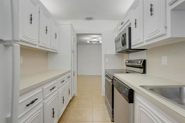1142 W Circle Ter Terrace W C, Delray Beach, FL 33445