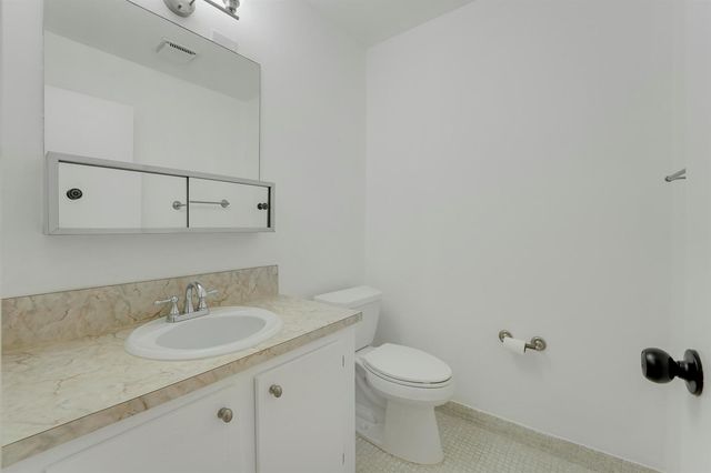 1142 W Circle Ter Terrace W C, Delray Beach, FL 33445