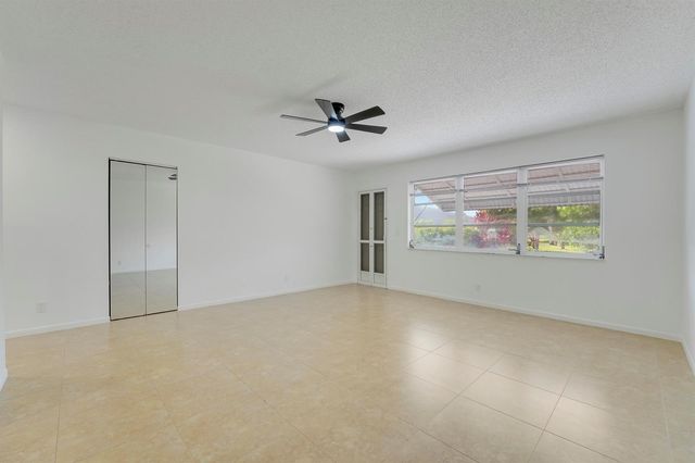 1142 W Circle Ter Terrace W C, Delray Beach, FL 33445