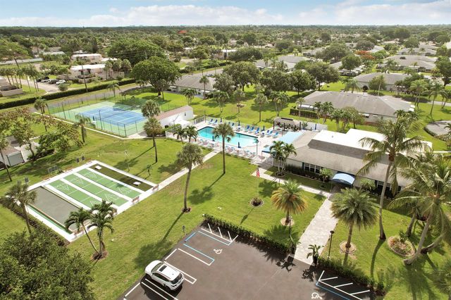 1142 W Circle Ter Terrace W C, Delray Beach, FL 33445