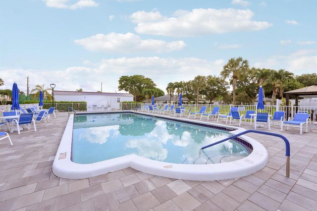 1142 W Circle Ter Terrace W C, Delray Beach, FL 33445