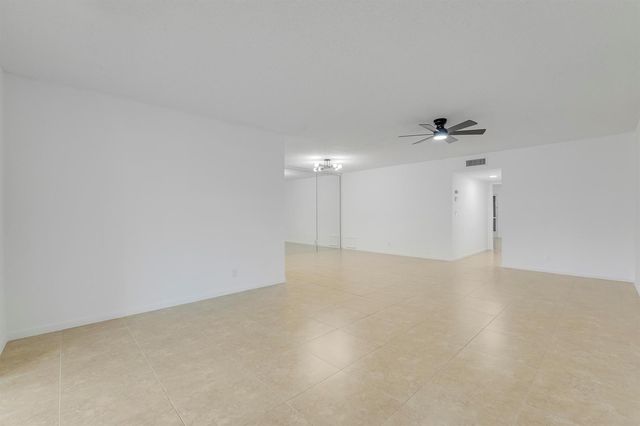 1142 W Circle Ter Terrace W C, Delray Beach, FL 33445