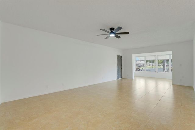 1142 W Circle Ter Terrace W C, Delray Beach, FL 33445