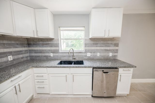 9407 Pipestone Street, Houston, TX 77074