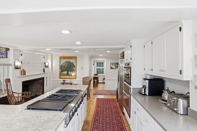 77 Pinnacle Rd, Harvard, MA 01451