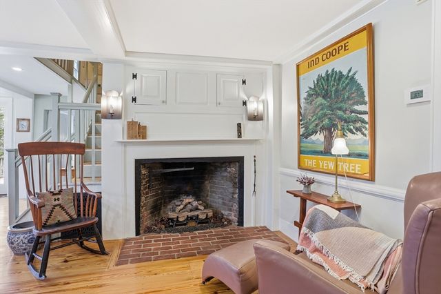 77 Pinnacle Rd, Harvard, MA 01451