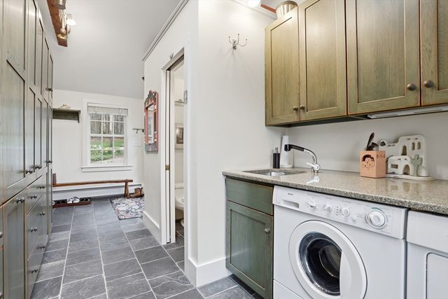 77 Pinnacle Rd, Harvard, MA 01451