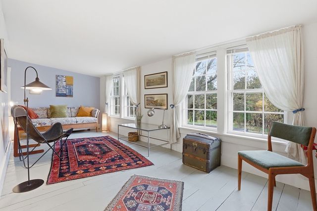 77 Pinnacle Rd, Harvard, MA 01451