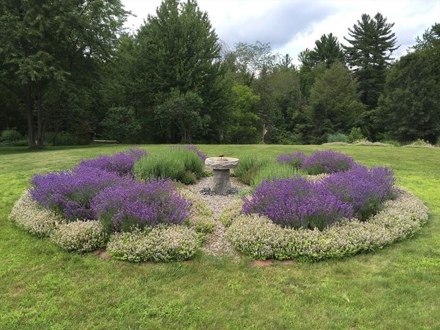 77 Pinnacle Rd, Harvard, MA 01451