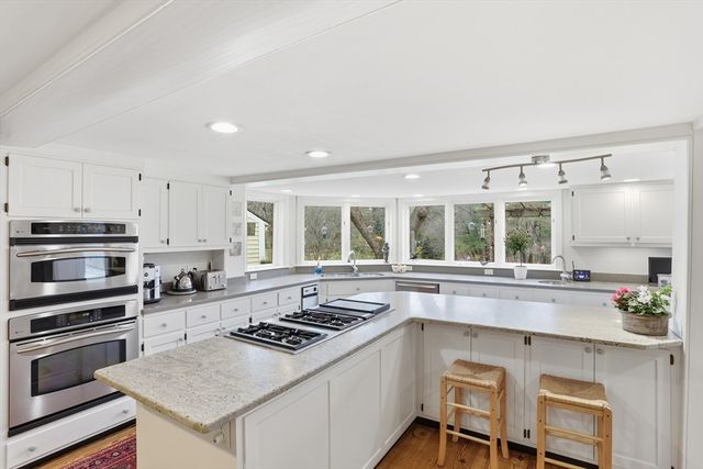 77 Pinnacle Rd, Harvard, MA 01451