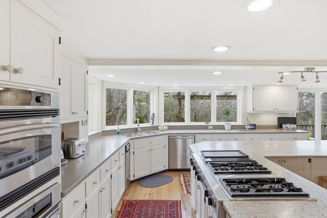 77 Pinnacle Rd, Harvard, MA 01451
