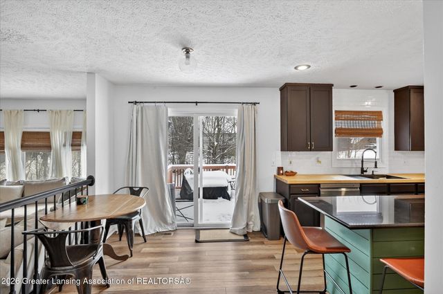 3900 Bayberry Lane, Lansing, MI 48911