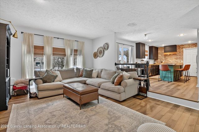 3900 Bayberry Lane, Lansing, MI 48911