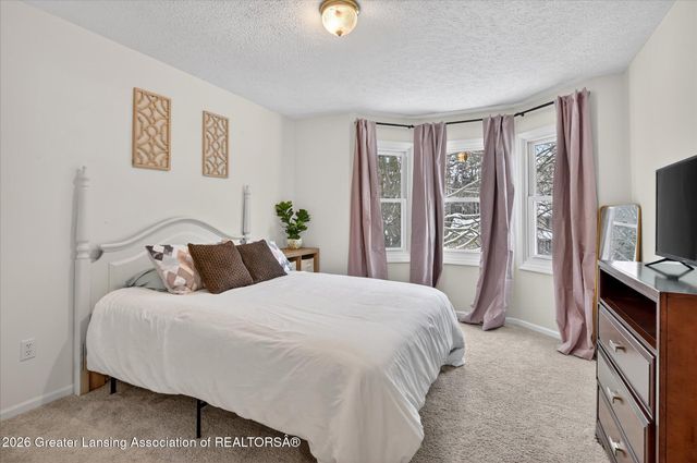 3900 Bayberry Lane, Lansing, MI 48911