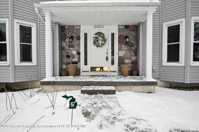 3900 Bayberry Lane, Lansing, MI 48911