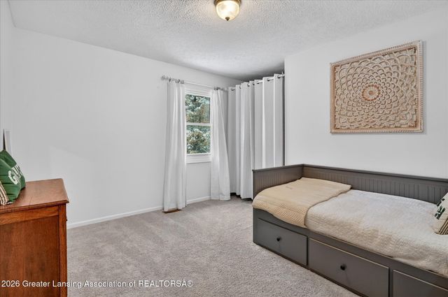 3900 Bayberry Lane, Lansing, MI 48911