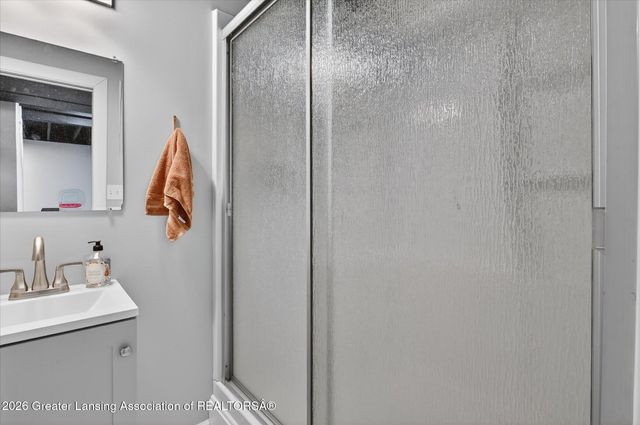 3900 Bayberry Lane, Lansing, MI 48911