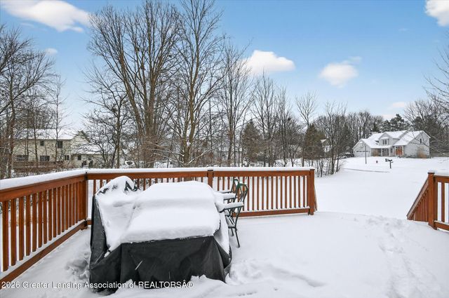 3900 Bayberry Lane, Lansing, MI 48911