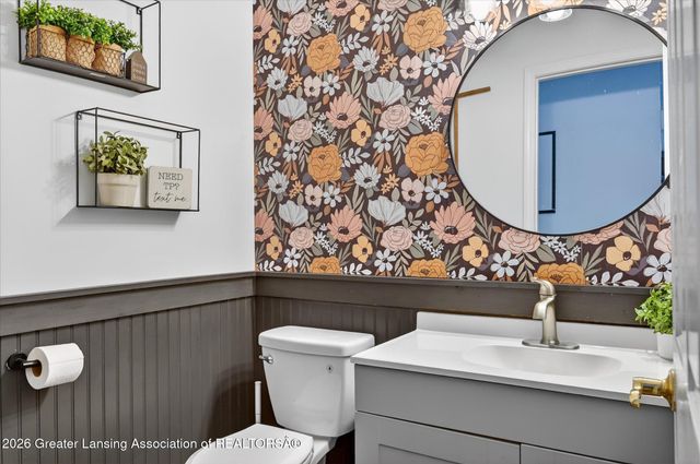 3900 Bayberry Lane, Lansing, MI 48911