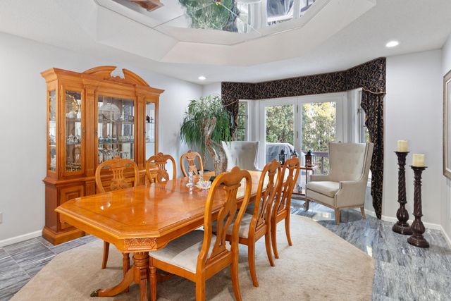 9046 Edinburgh Lane, Woodbury, MN 55125