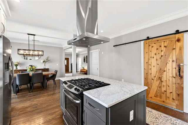 20 Sanderson Street NE, Atlanta, GA 30307