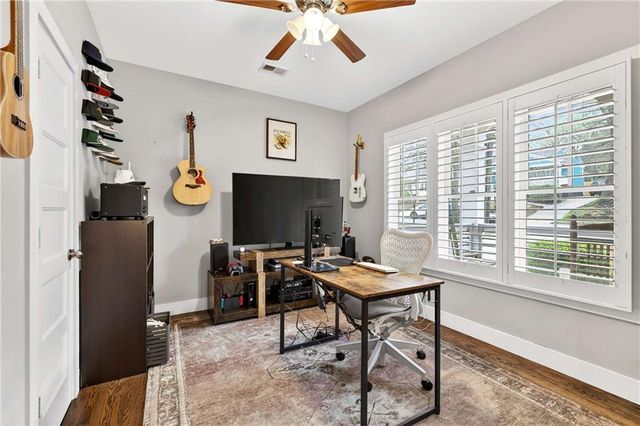20 Sanderson Street NE, Atlanta, GA 30307
