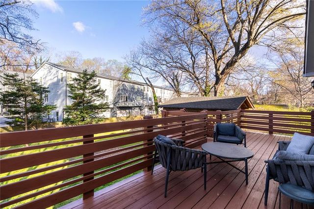20 Sanderson Street NE, Atlanta, GA 30307