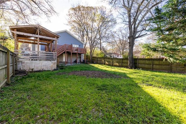 20 Sanderson Street NE, Atlanta, GA 30307