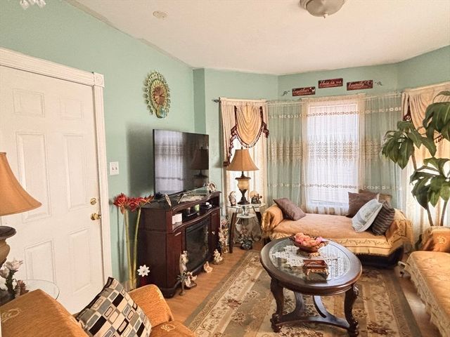93 W Boylston, Worcester, MA 01606