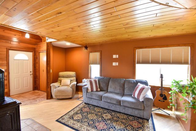 440 3RD STREET SOUTH, Wisconsin Rapids, WI 54494