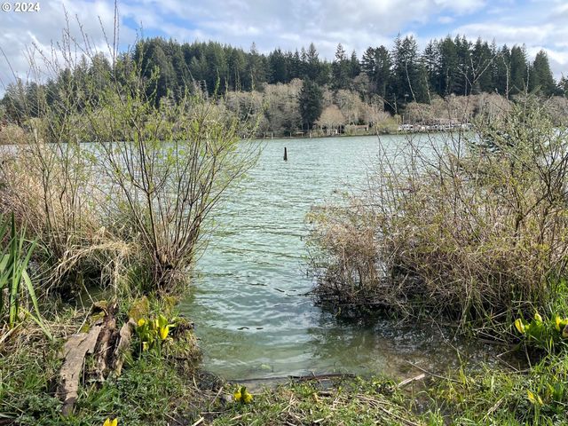 83126 SILTCOOS STATION Rd, Westlake, OR 97493