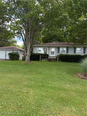 10993 Claridon Troy Road, Chardon, OH 44024