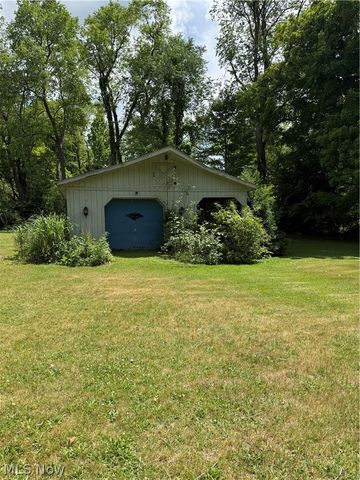10993 Claridon Troy Road, Chardon, OH 44024