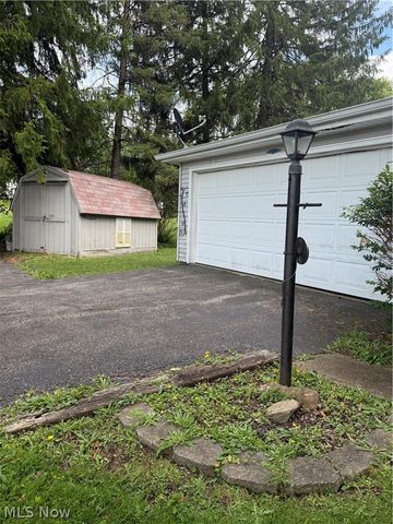 10993 Claridon Troy Road, Chardon, OH 44024