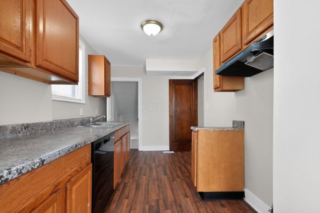 641 S Warren Avenue, Columbus, OH 43204