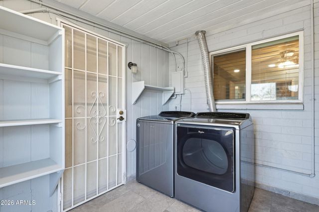 12216 N 107TH Avenue, Sun City, AZ 85351