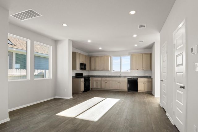 158 Daylily DR, Elgin, TX 78621