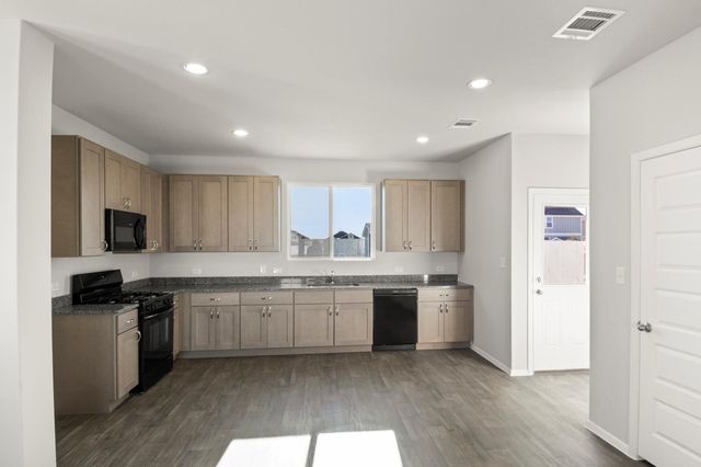 158 Daylily DR, Elgin, TX 78621