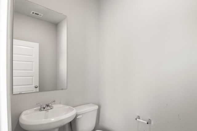 158 Daylily DR, Elgin, TX 78621