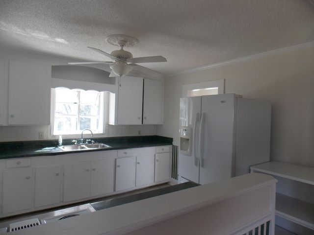 306 S Maple Street, Mc Cormick, SC 29835