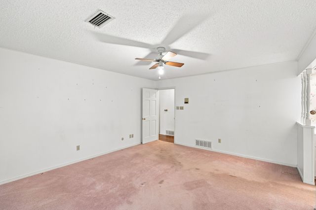 2000 Crisp Road, Ennis, TX 75119