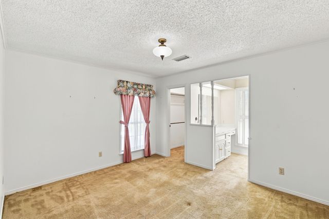2000 Crisp Road, Ennis, TX 75119