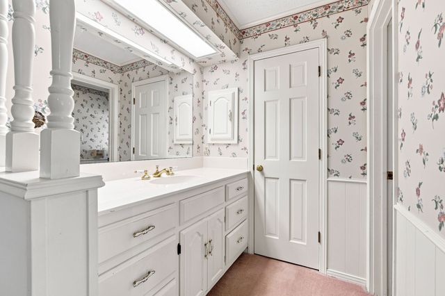 2000 Crisp Road, Ennis, TX 75119