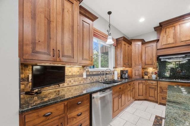 14116 S TIMBER RIDGE DR, Draper, UT 84020
