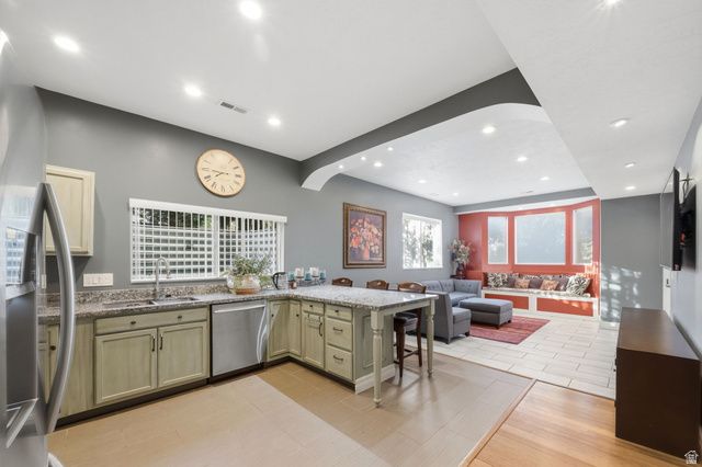 14116 S TIMBER RIDGE DR, Draper, UT 84020