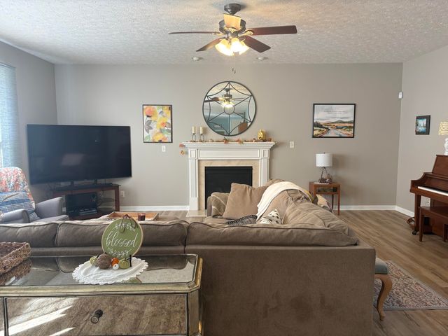 1046 Cherryknoll Court, Independence, KY 41051