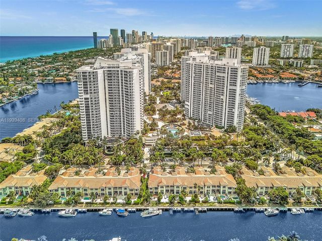 21050 Point Pl 302, Aventura, FL 33180