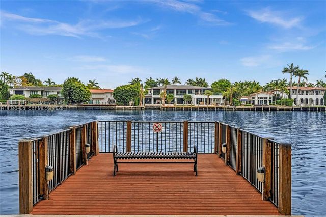 21050 Point Pl 302, Aventura, FL 33180